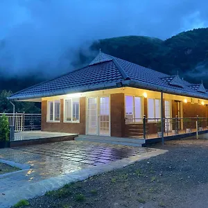 Earth Lounge Hotel Vagamon